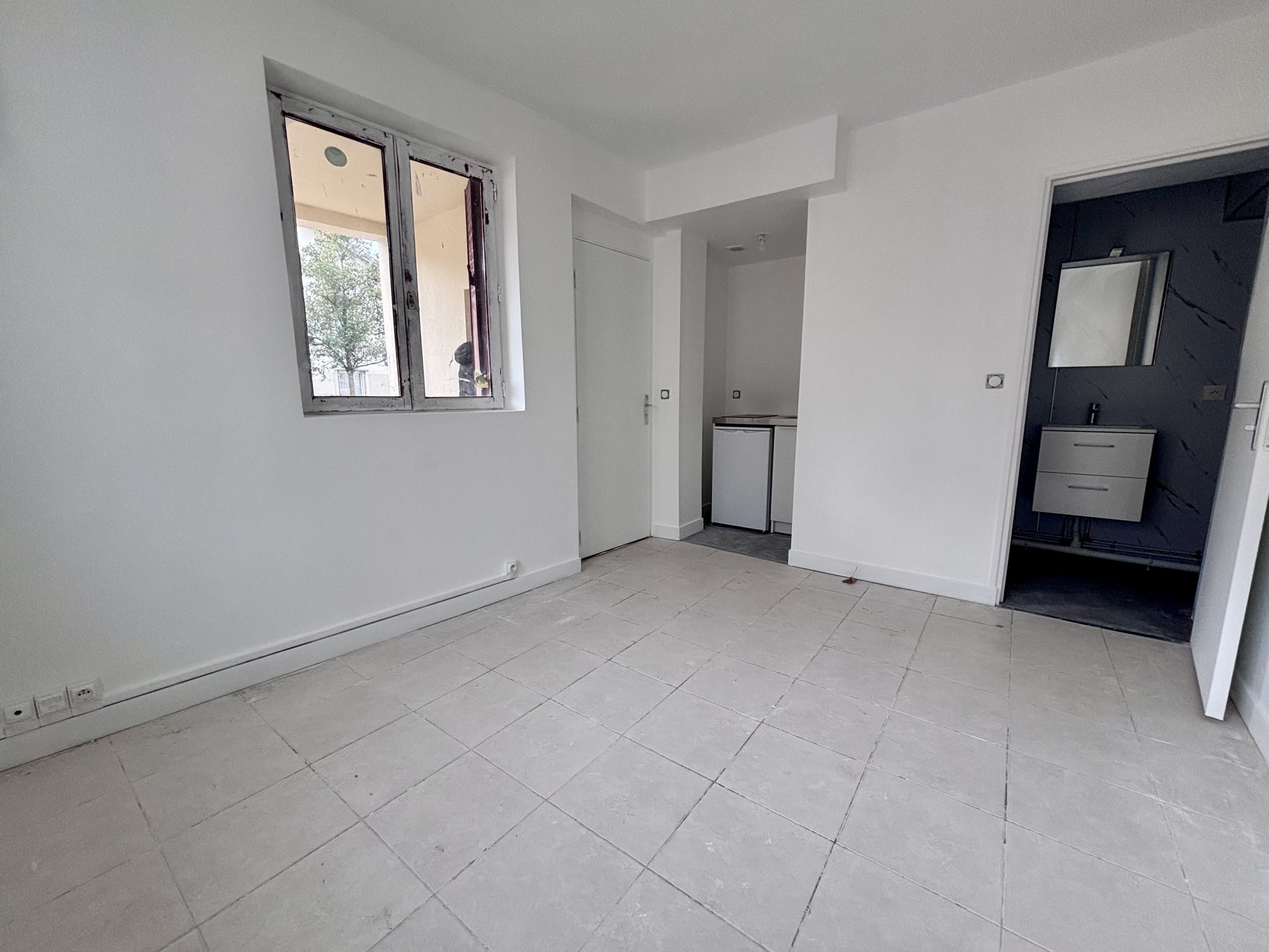 ** EXCLUSIVITÉ BK IMMOBILIER ROMAINVILLE CENTRE / APPARTEM
