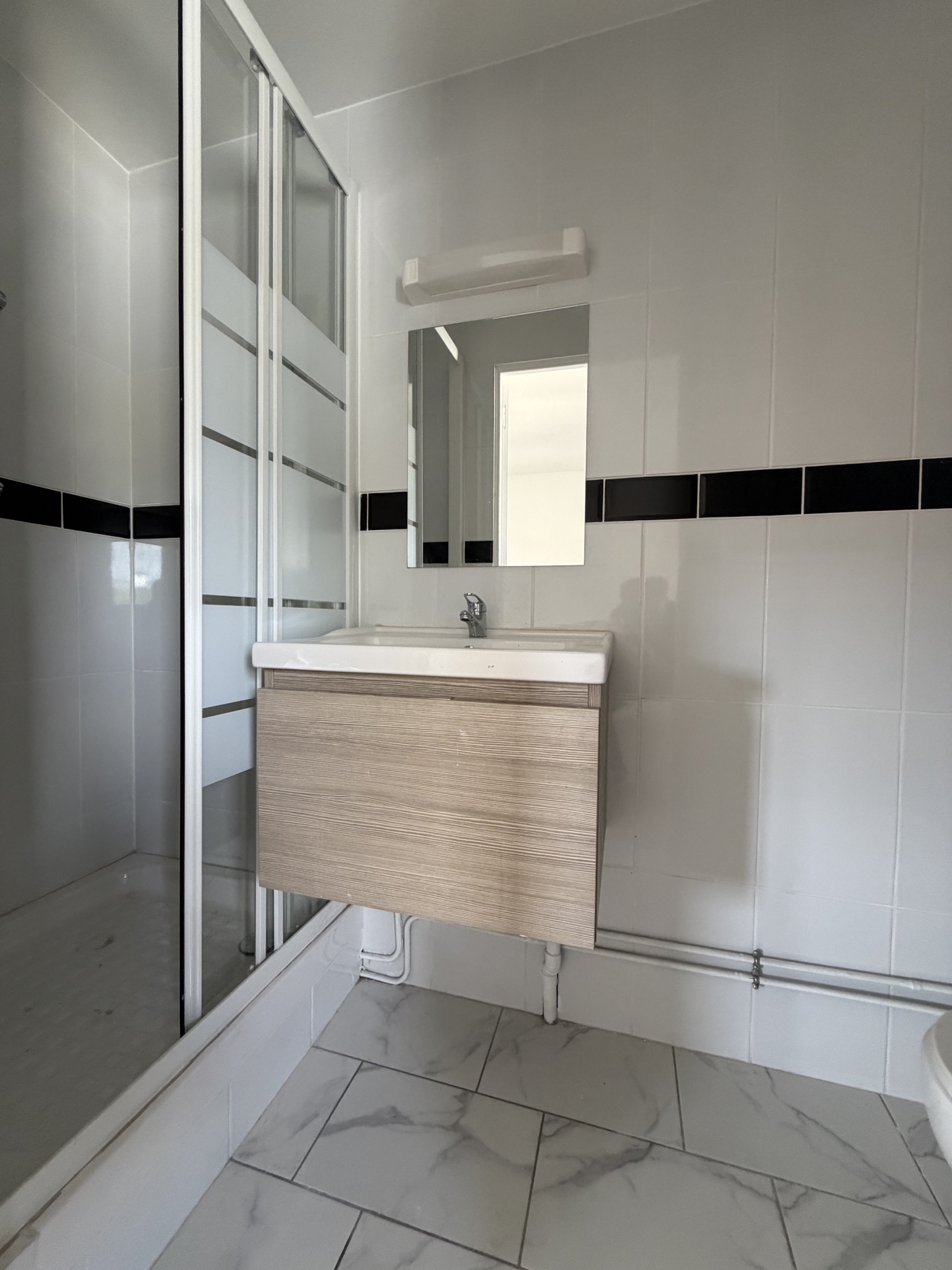 ** EXCLUSIVITÉ BK IMMOBILIER ROMAINVILLE CENTRE STUDIO D'E